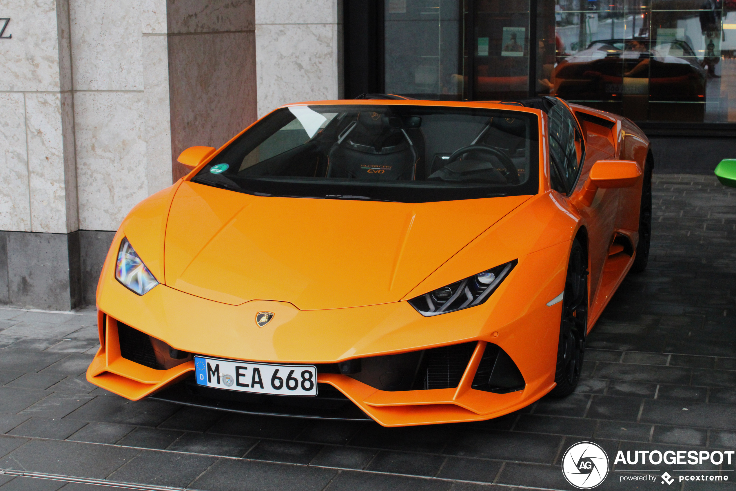 Lamborghini Huracán LP640-4 EVO Spyder