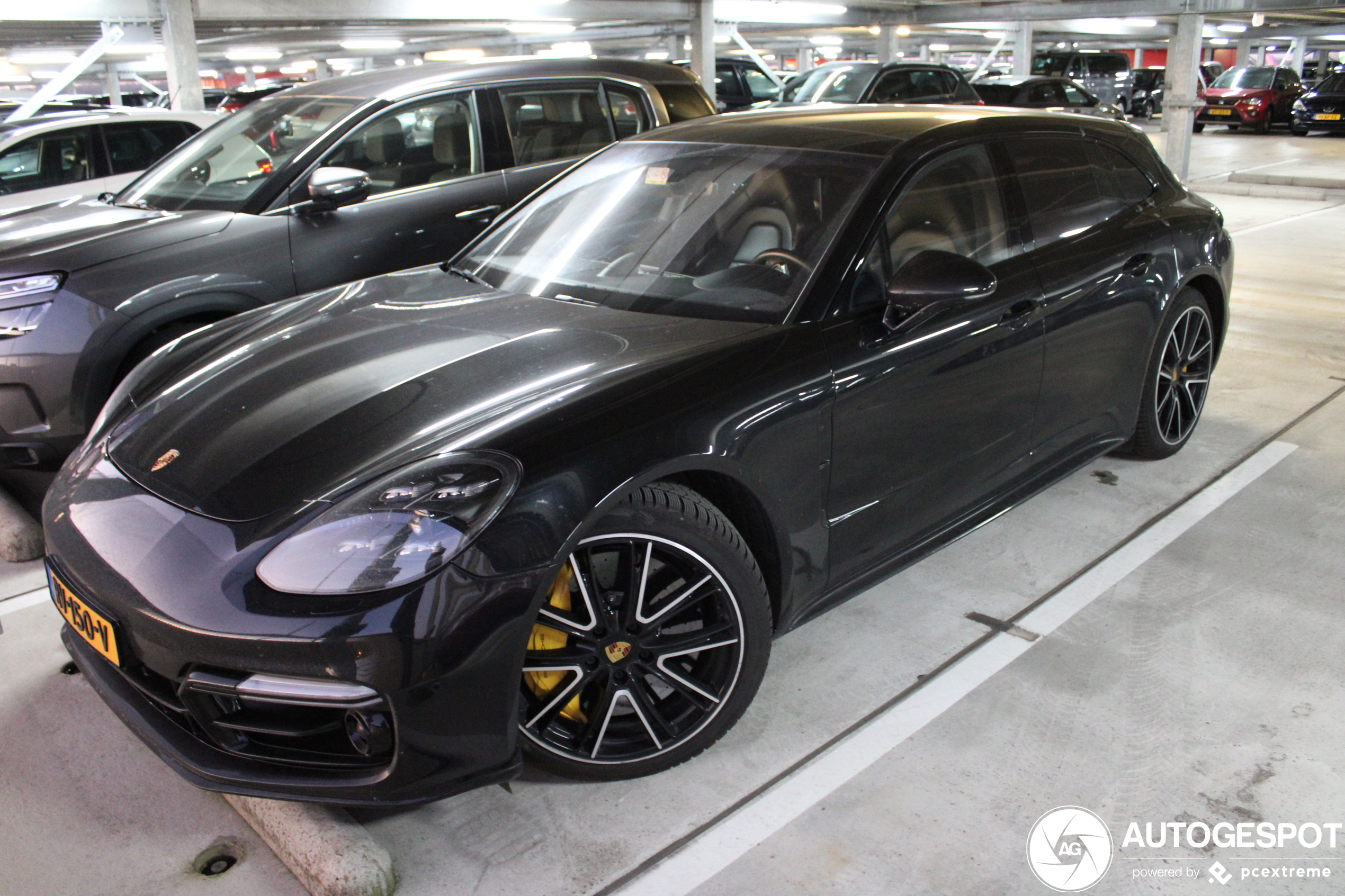 Porsche 971 Panamera Turbo S E-Hybrid Sport Turismo