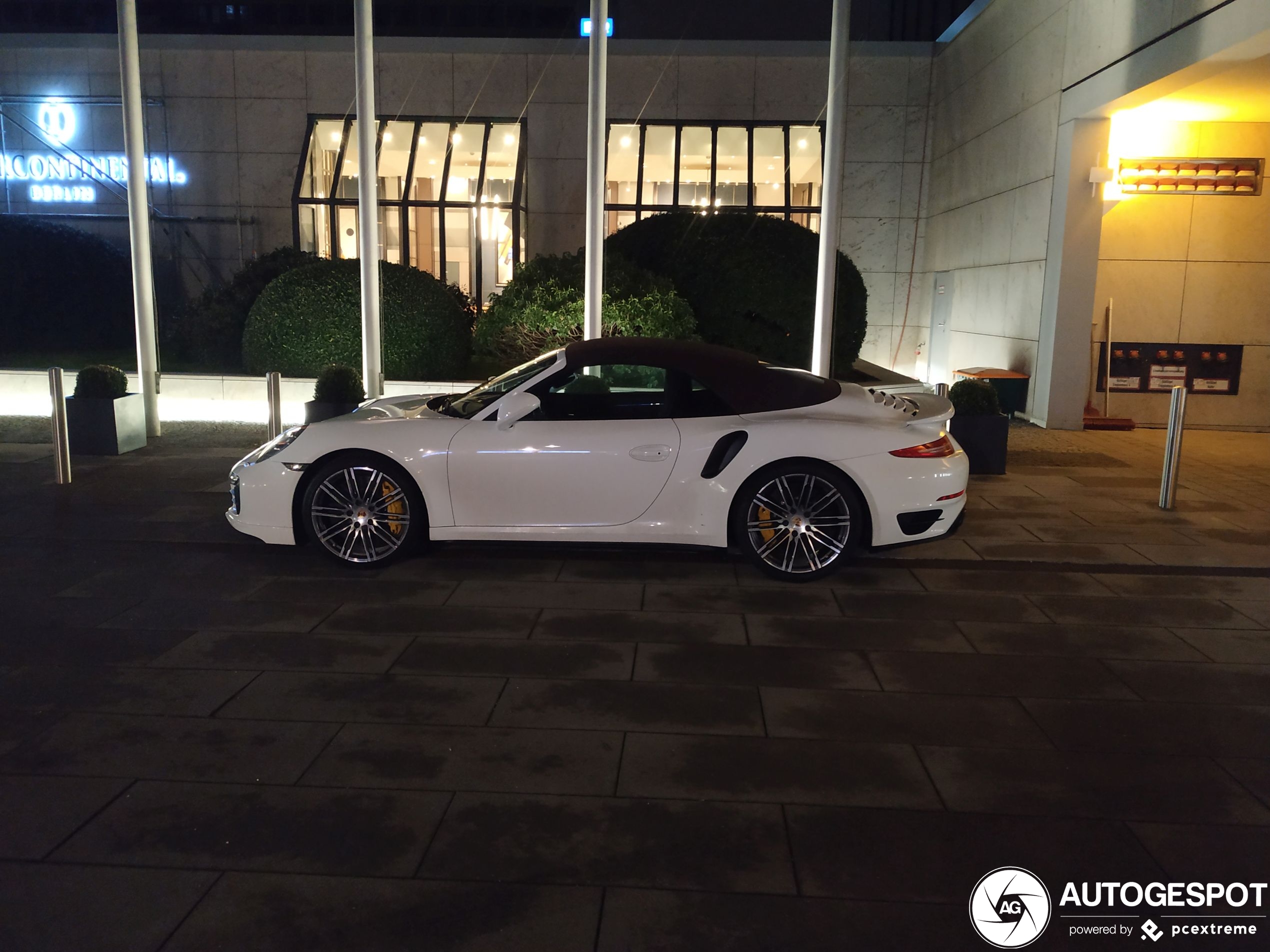 Porsche 991 Turbo S Cabriolet MkI