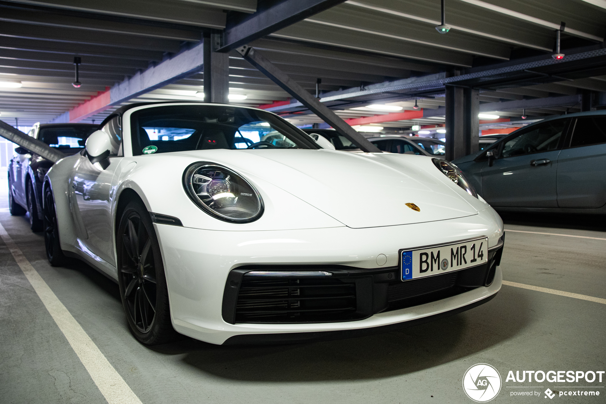 Porsche 992 Carrera 4S Cabriolet