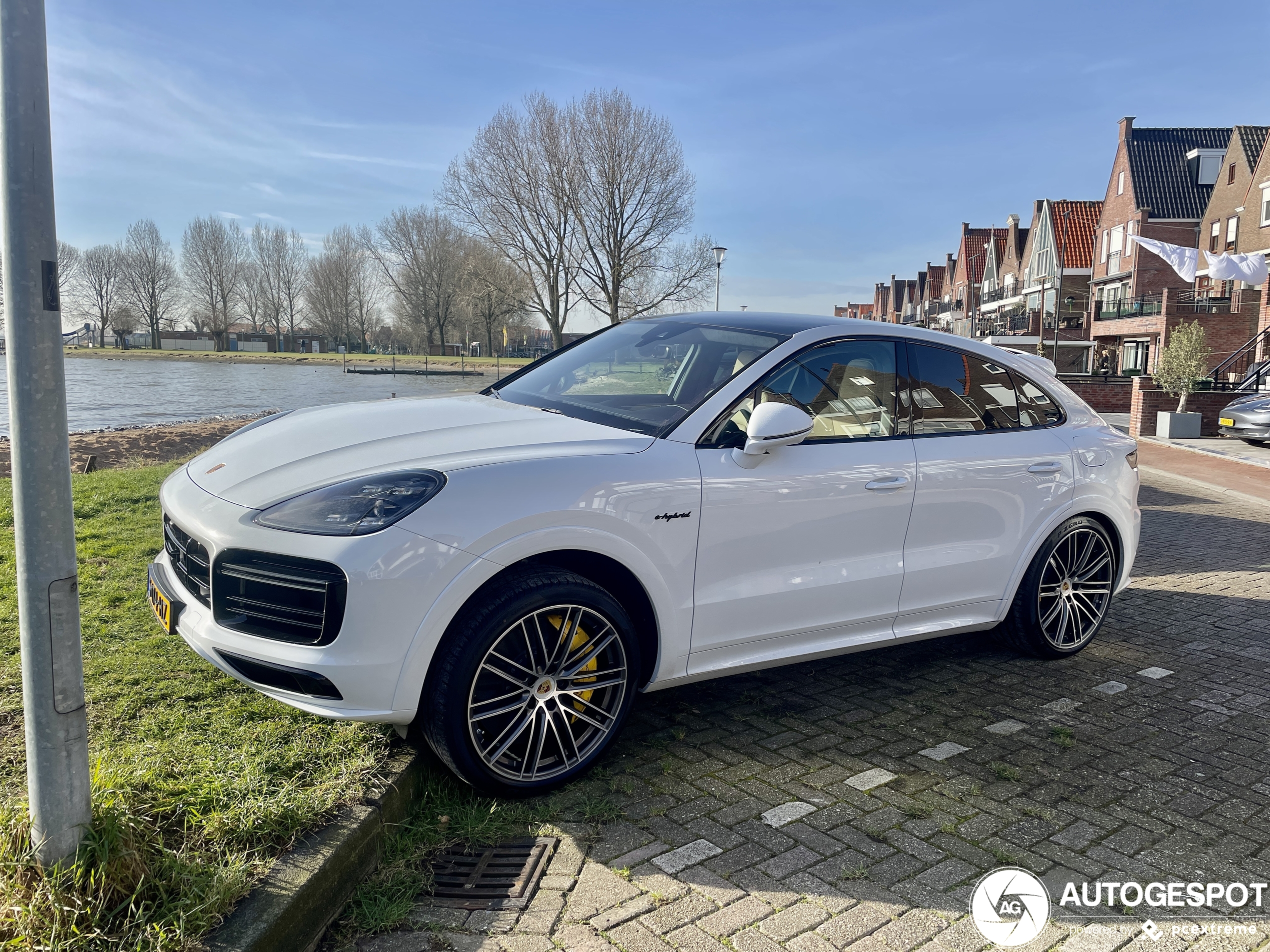 Porsche Cayenne Coupé Turbo S E-Hybrid