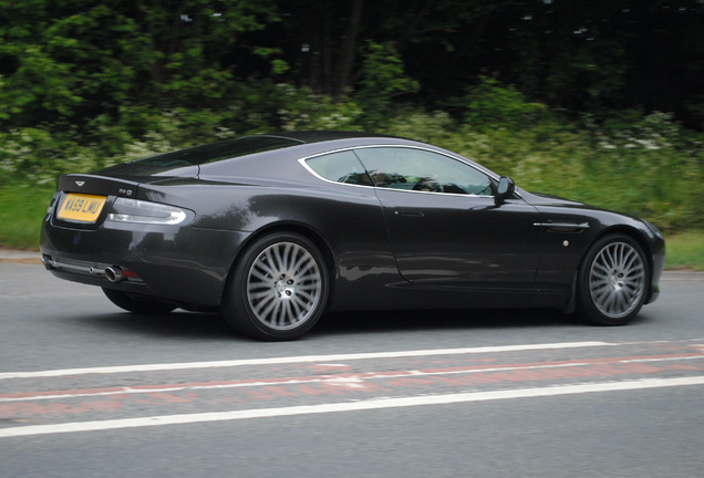 Aston Martin DB9