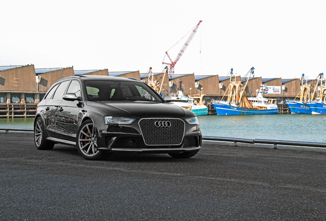 Audi RS4 Avant B8