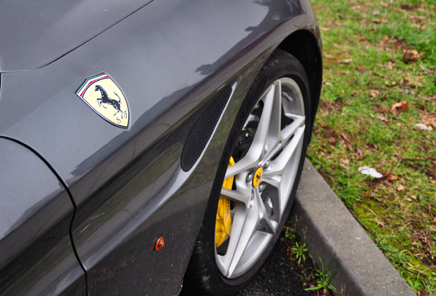 Ferrari California T