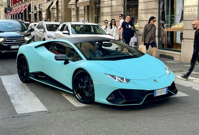 Lamborghini Huracán LP640-4 EVO