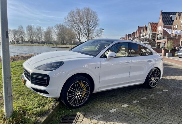 Porsche Cayenne Coupé Turbo S E-Hybrid