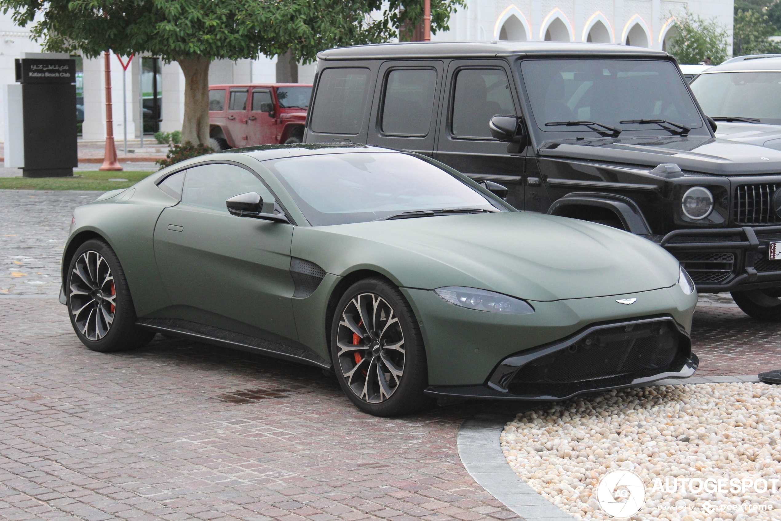 Aston Martin V8 Vantage 2018