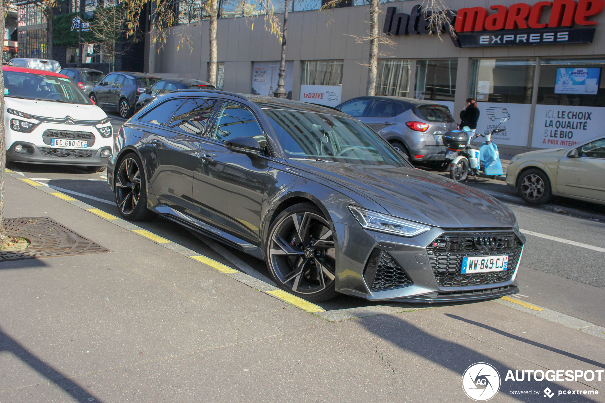 Audi RS6 Avant C8