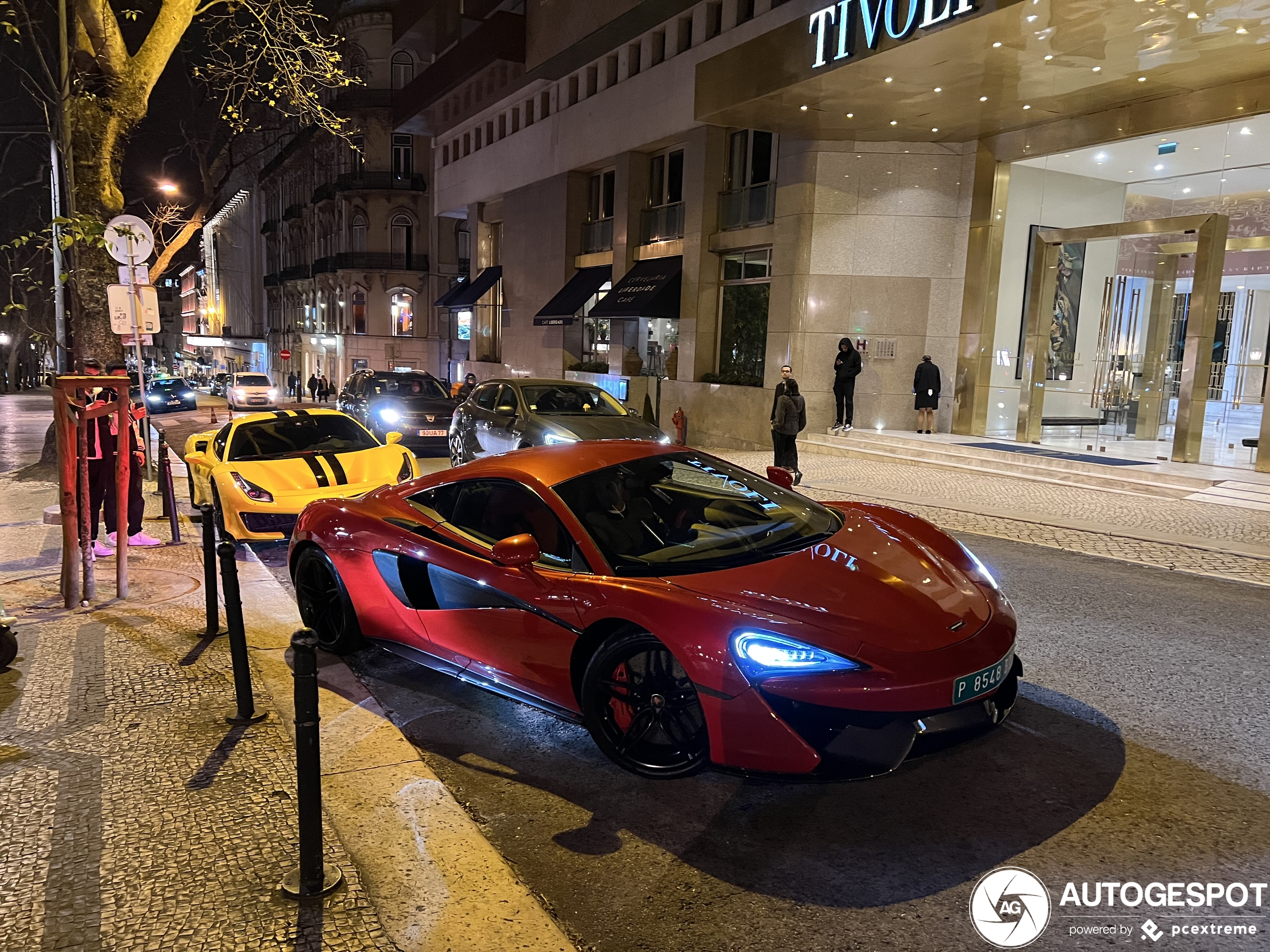 McLaren 570S