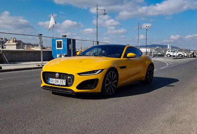 Jaguar F-TYPE R Coupé 2020