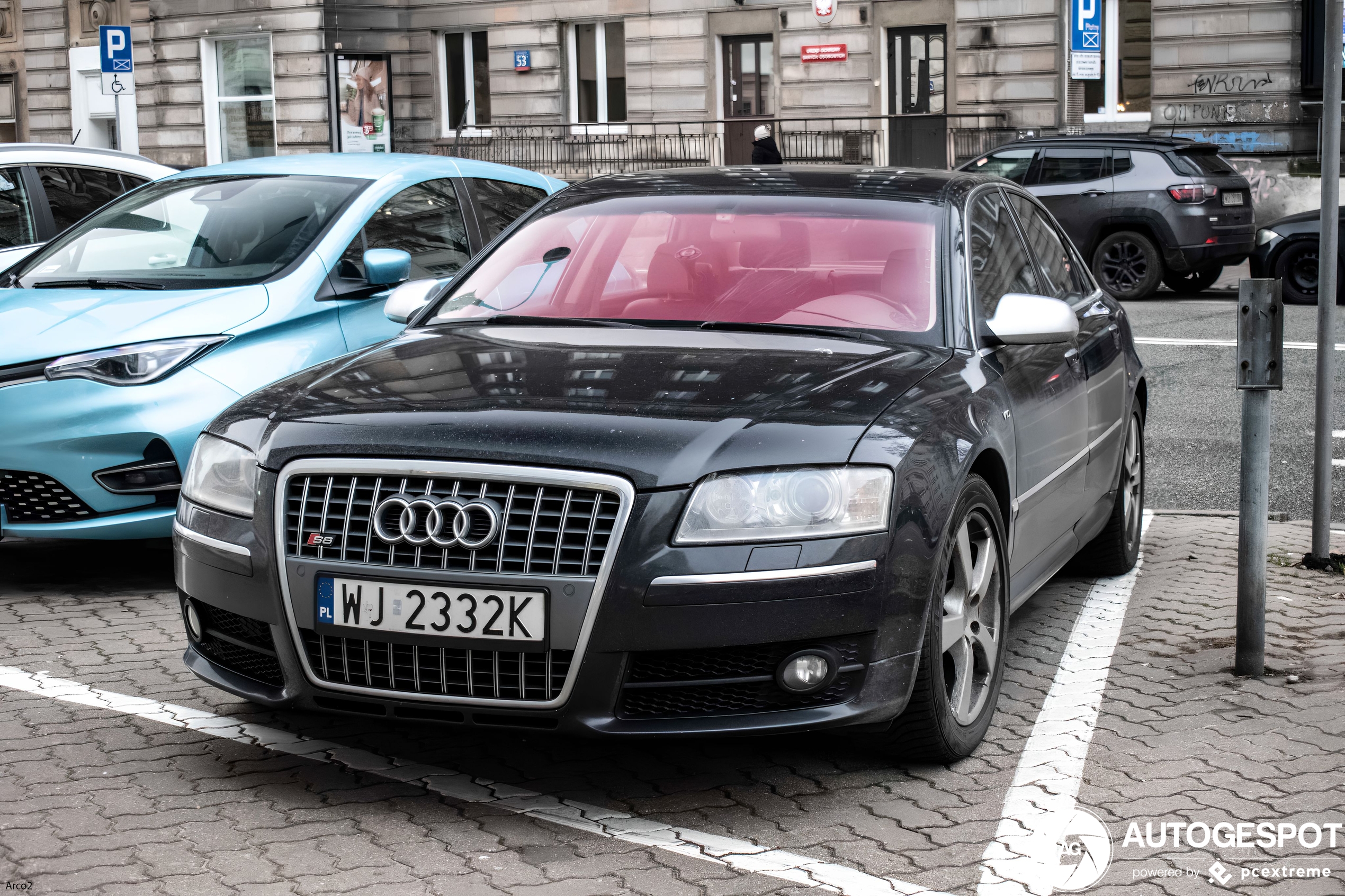 Audi S8 D3