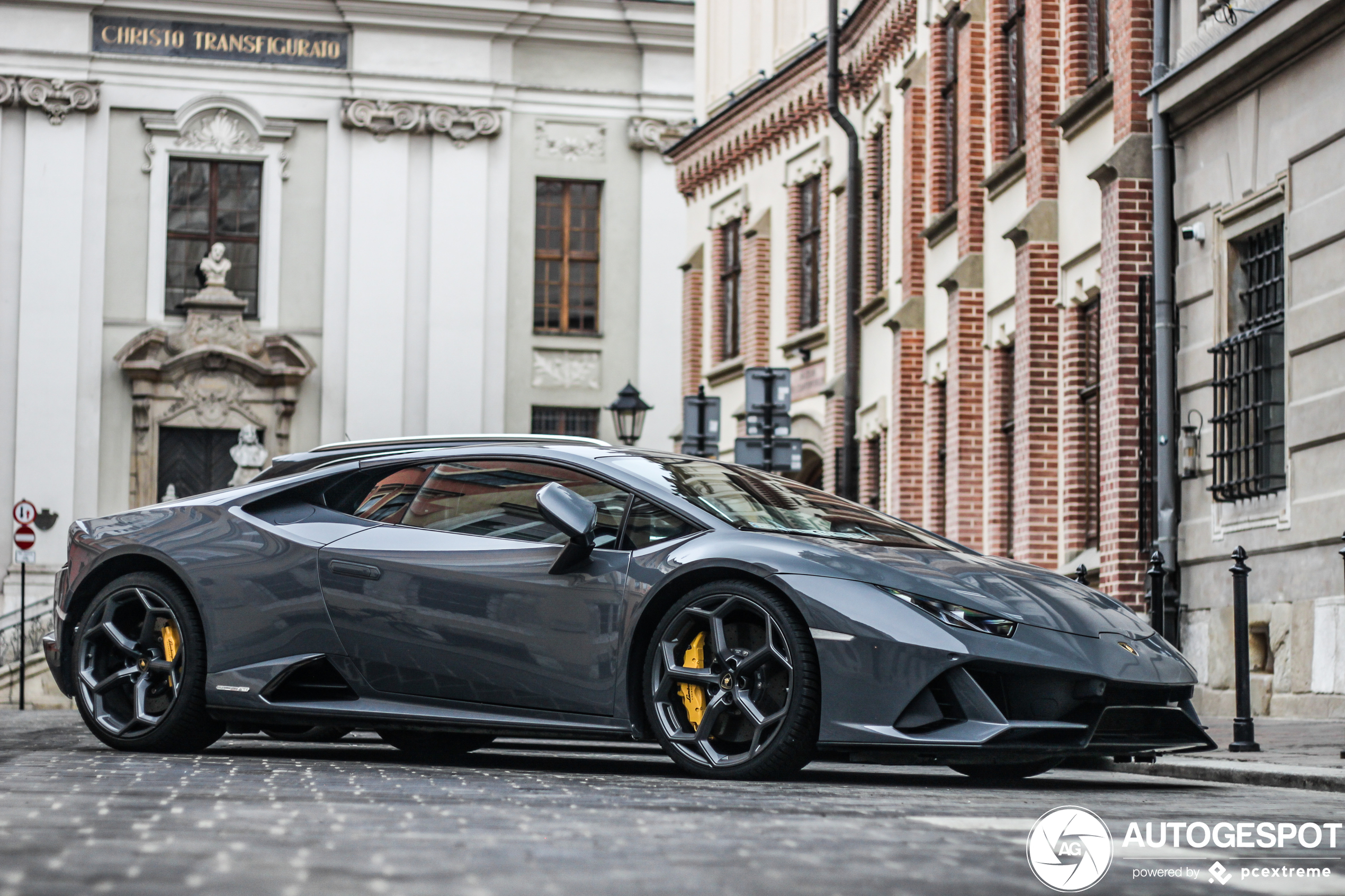 Lamborghini Huracán LP640-4 EVO