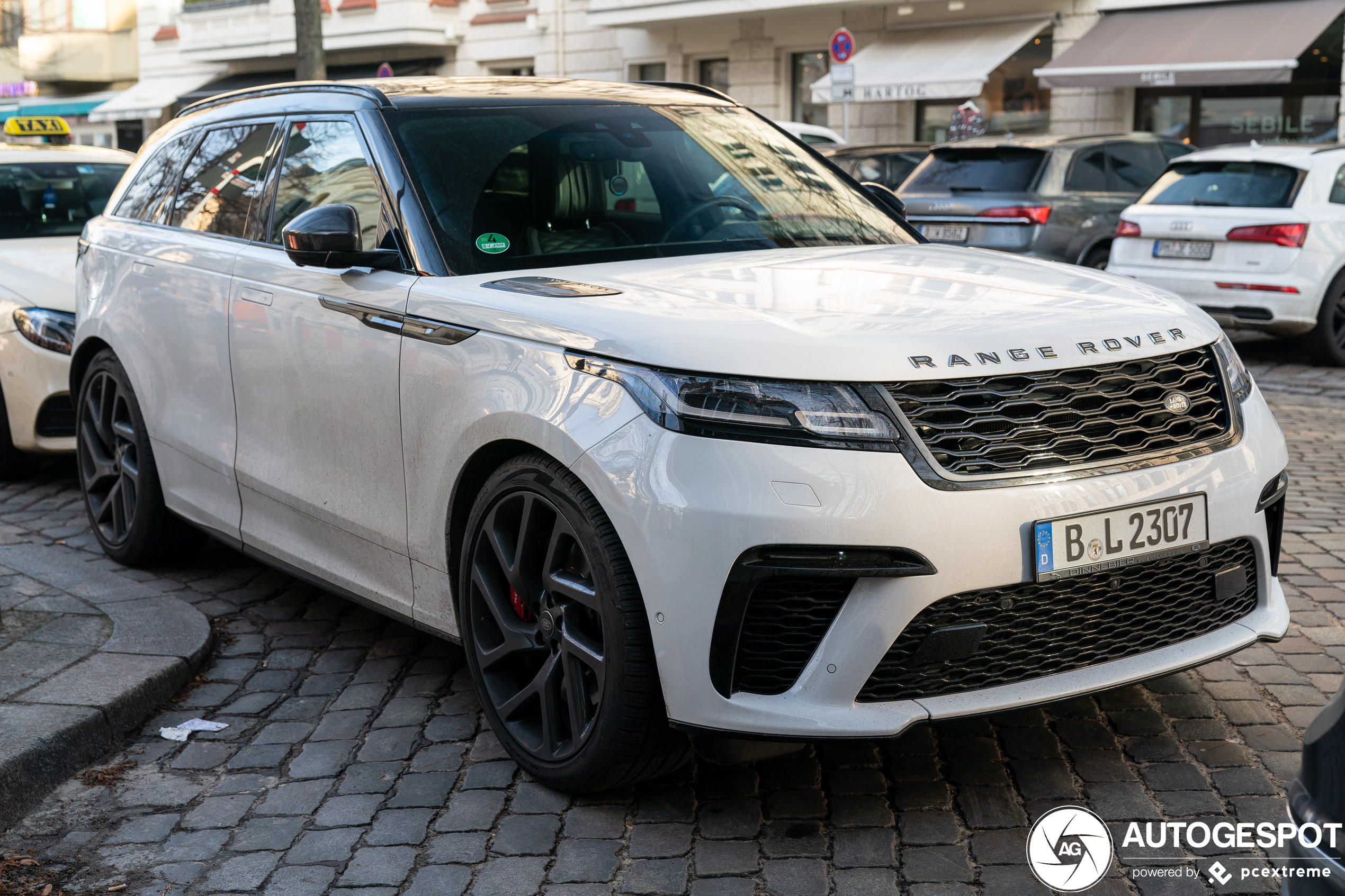 Land Rover Range Rover Velar SVAutobiography