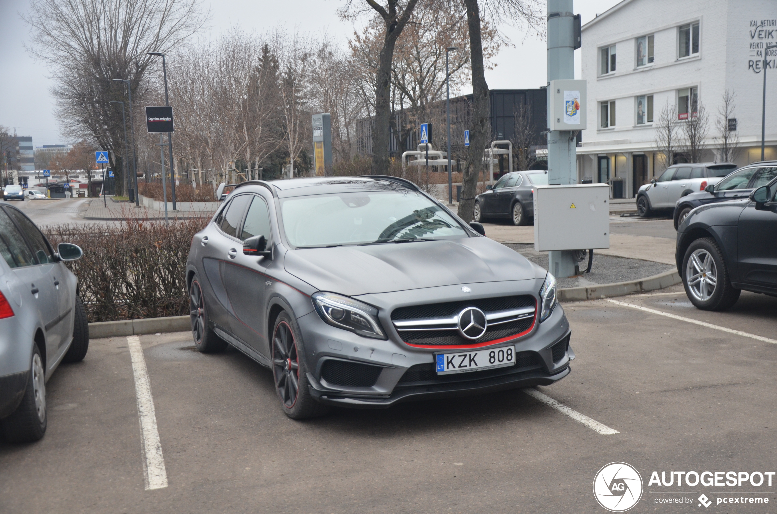 Mercedes-Benz GLA 45 AMG Edition 1