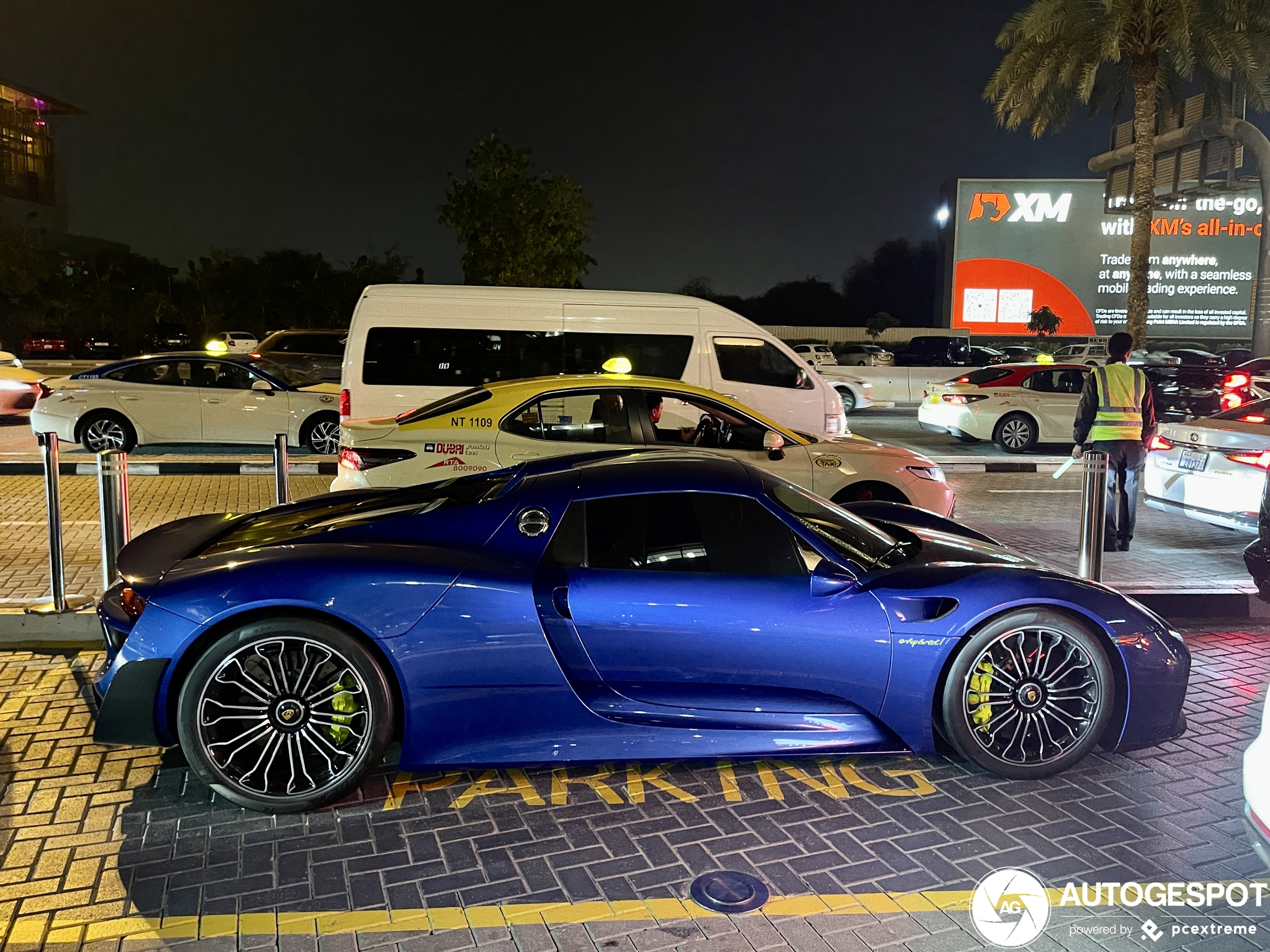 Porsche 918 Spyder Weissach Package