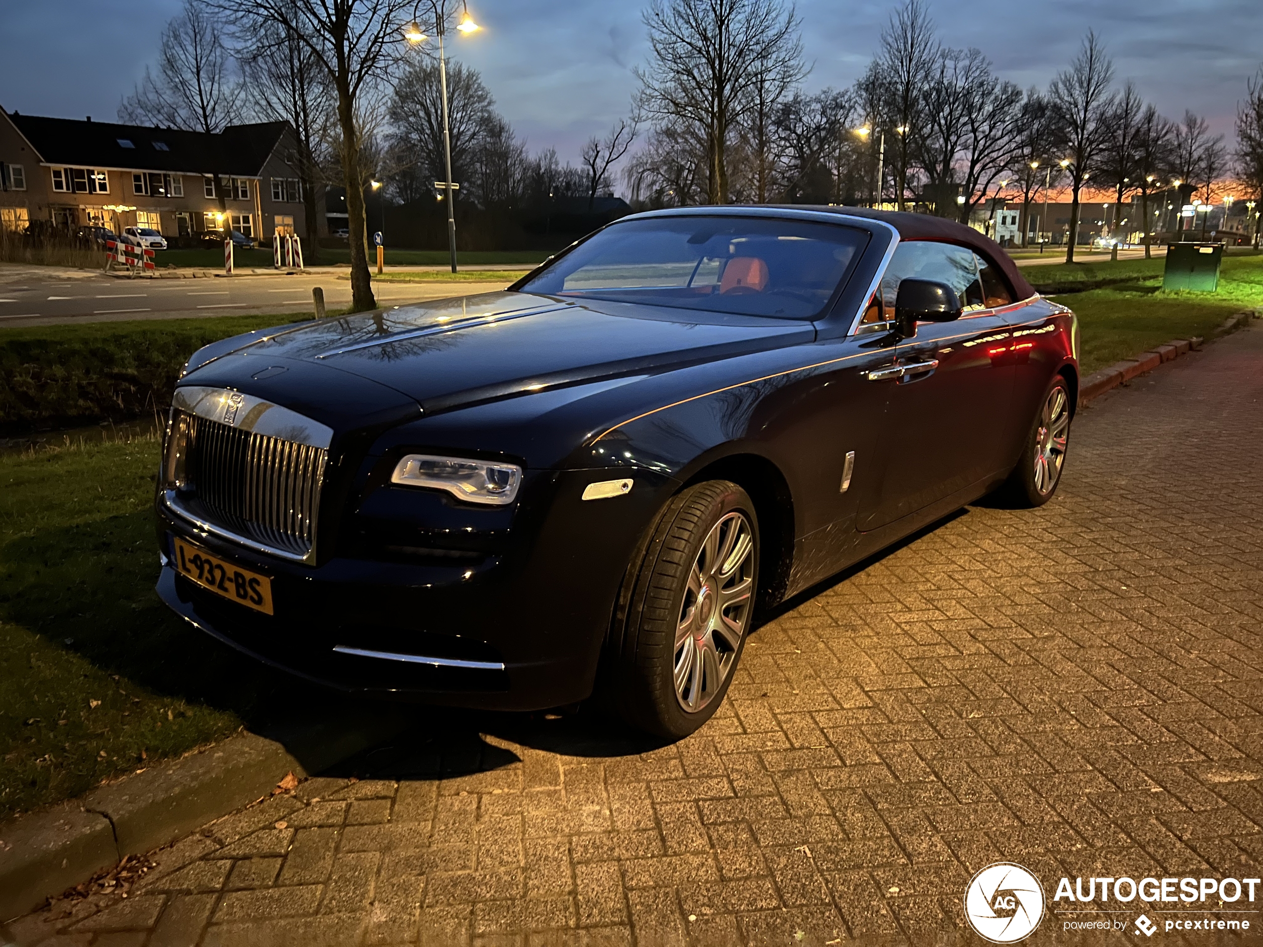 Rolls-Royce Dawn