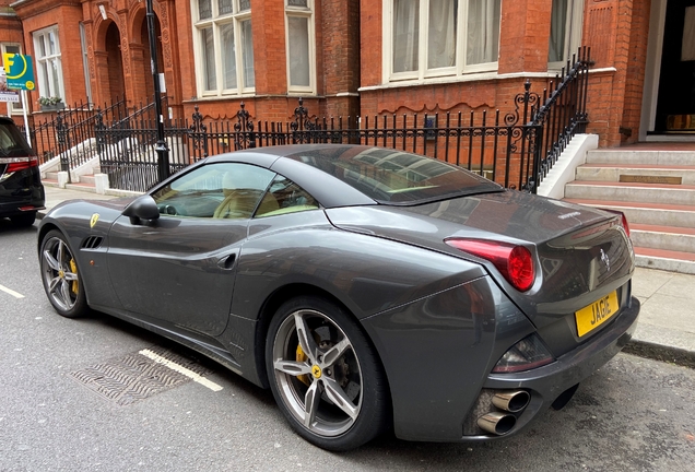 Ferrari California