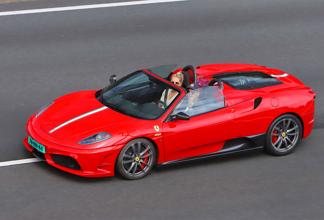 Ferrari Scuderia Spider 16M