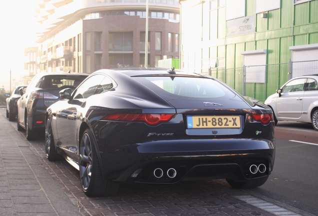 Jaguar F-TYPE R Coupé