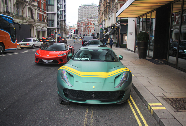 McLaren GT