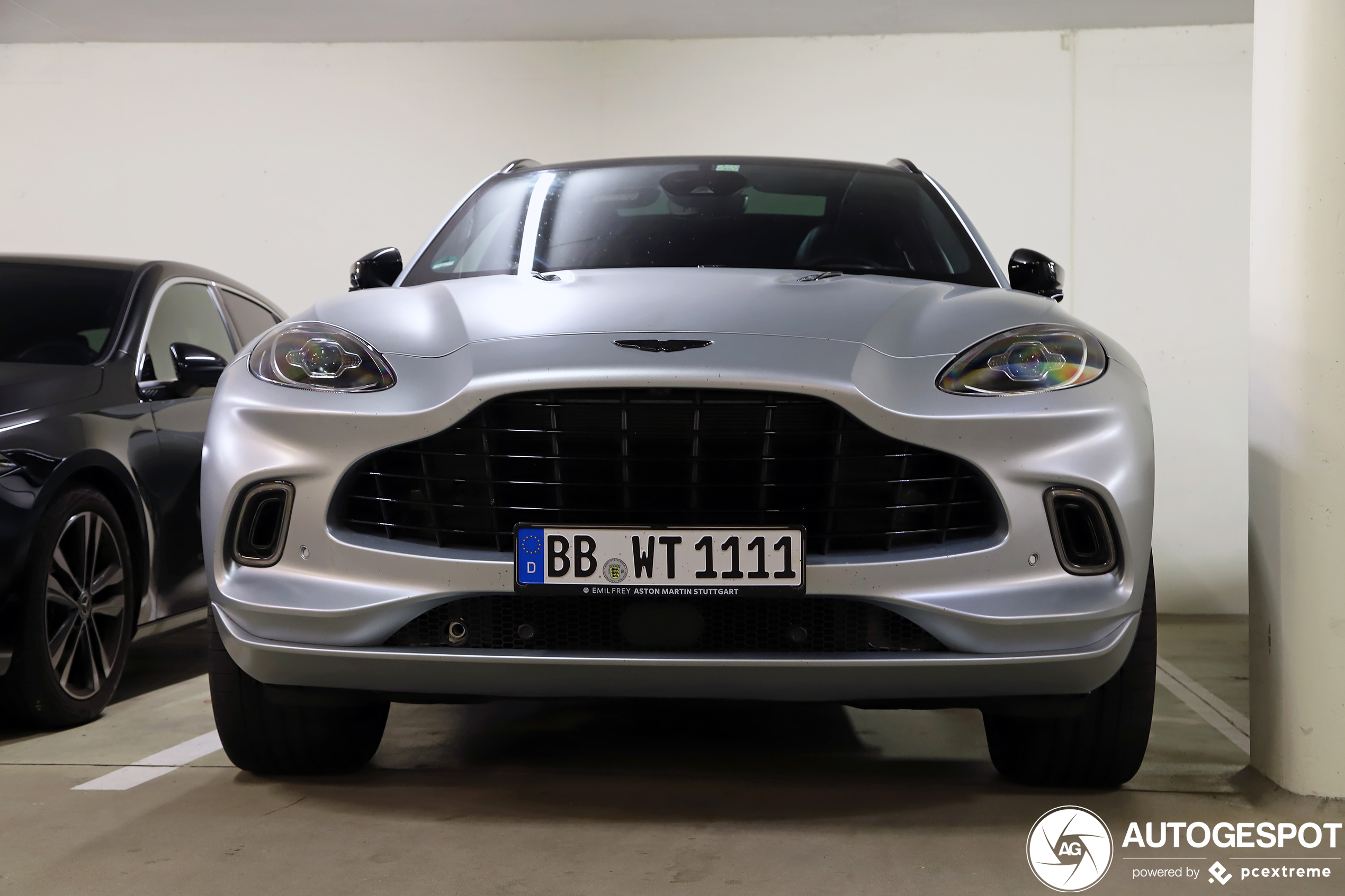 Aston Martin DBX