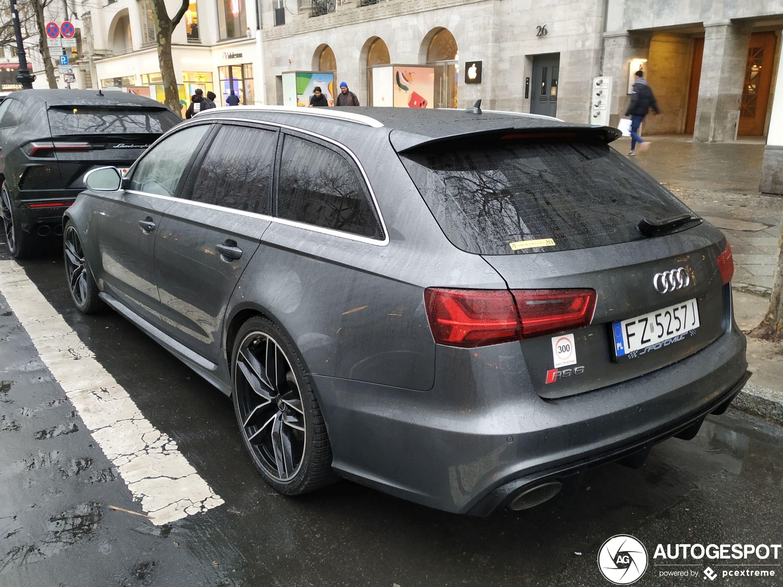 Audi RS6 Avant C7 2015