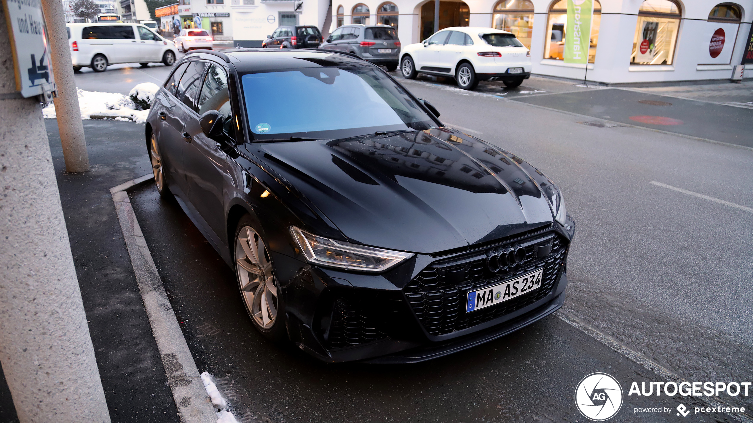 Audi RS6 Avant C8