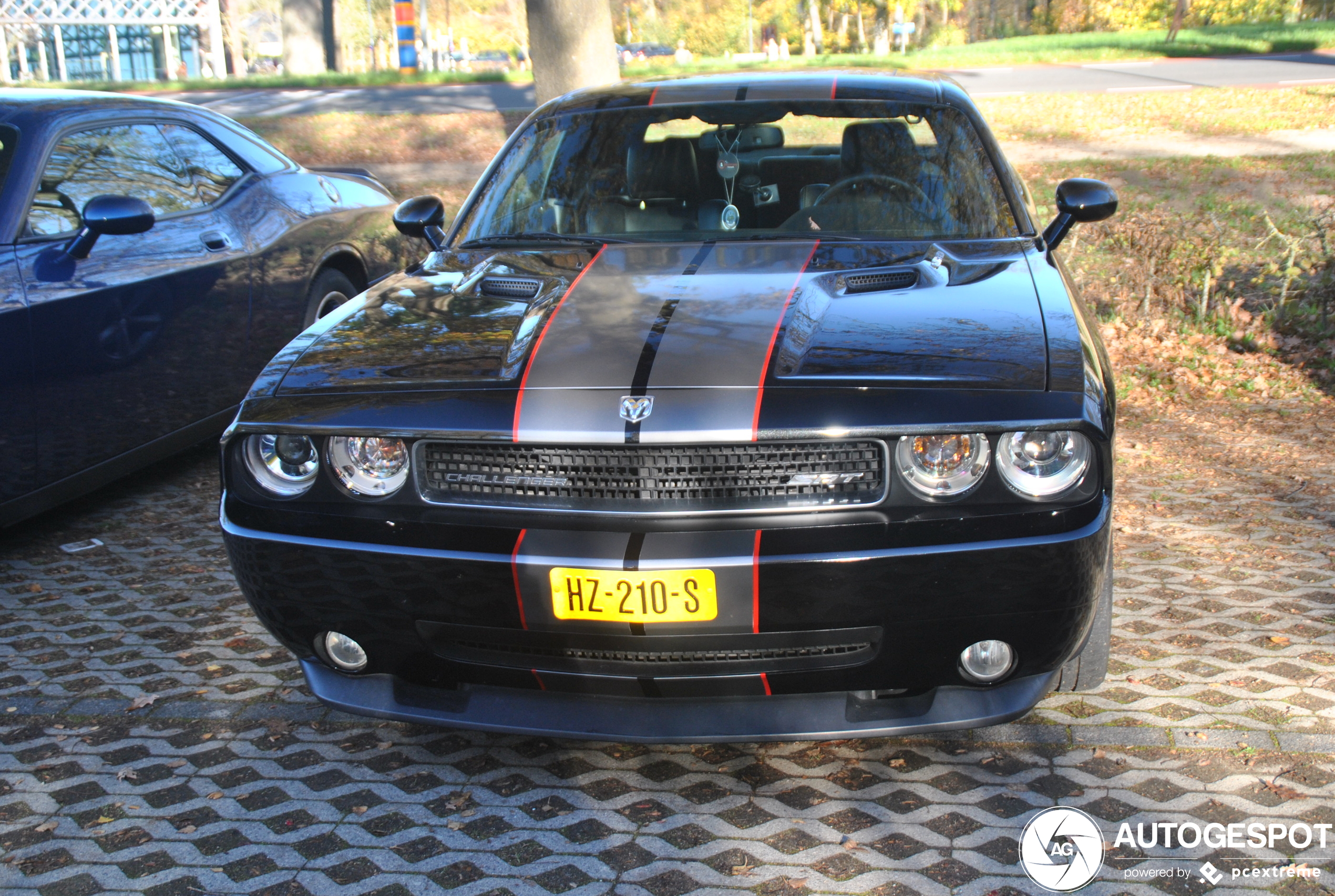 Dodge Challenger SRT-8