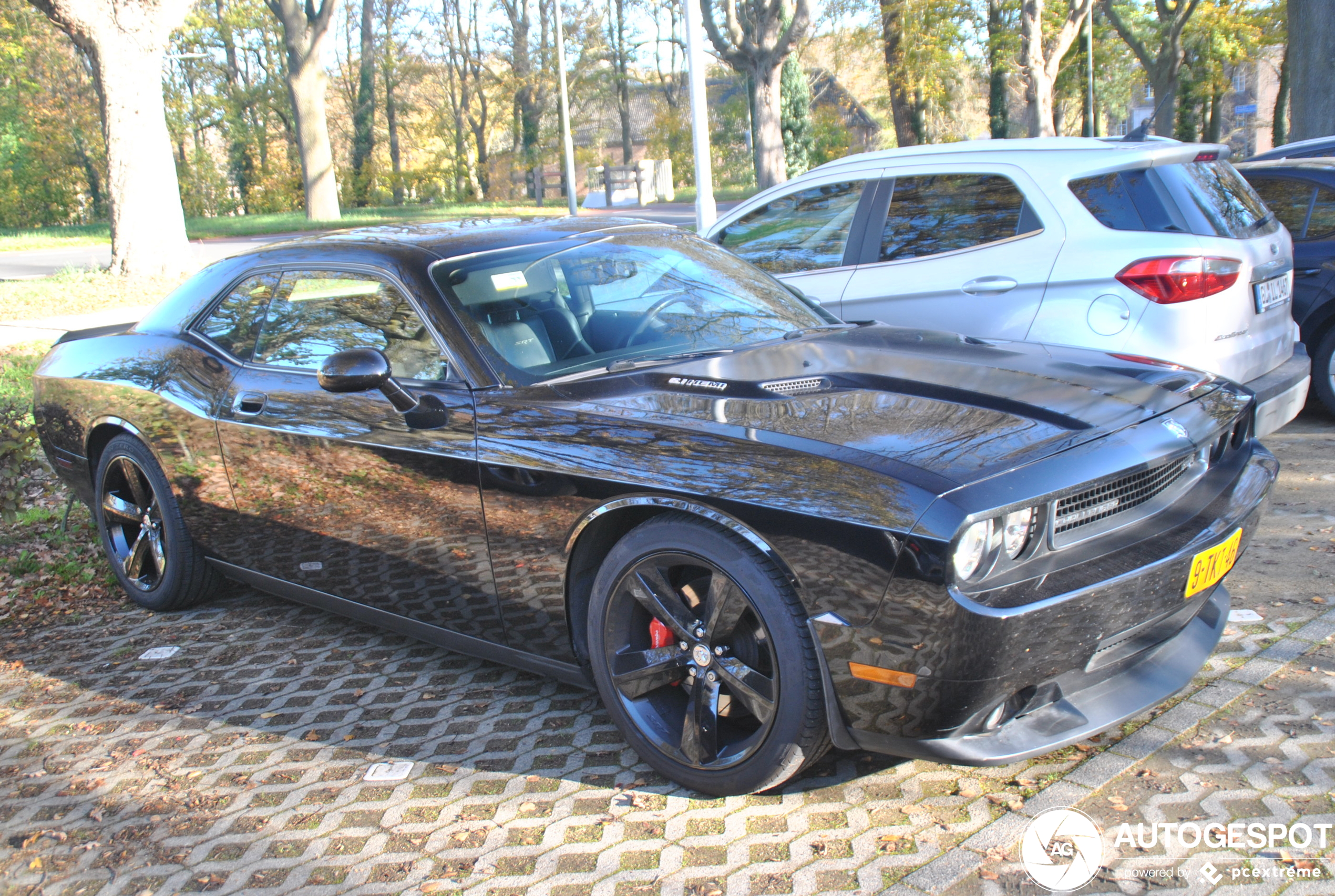 Dodge Challenger SRT-8