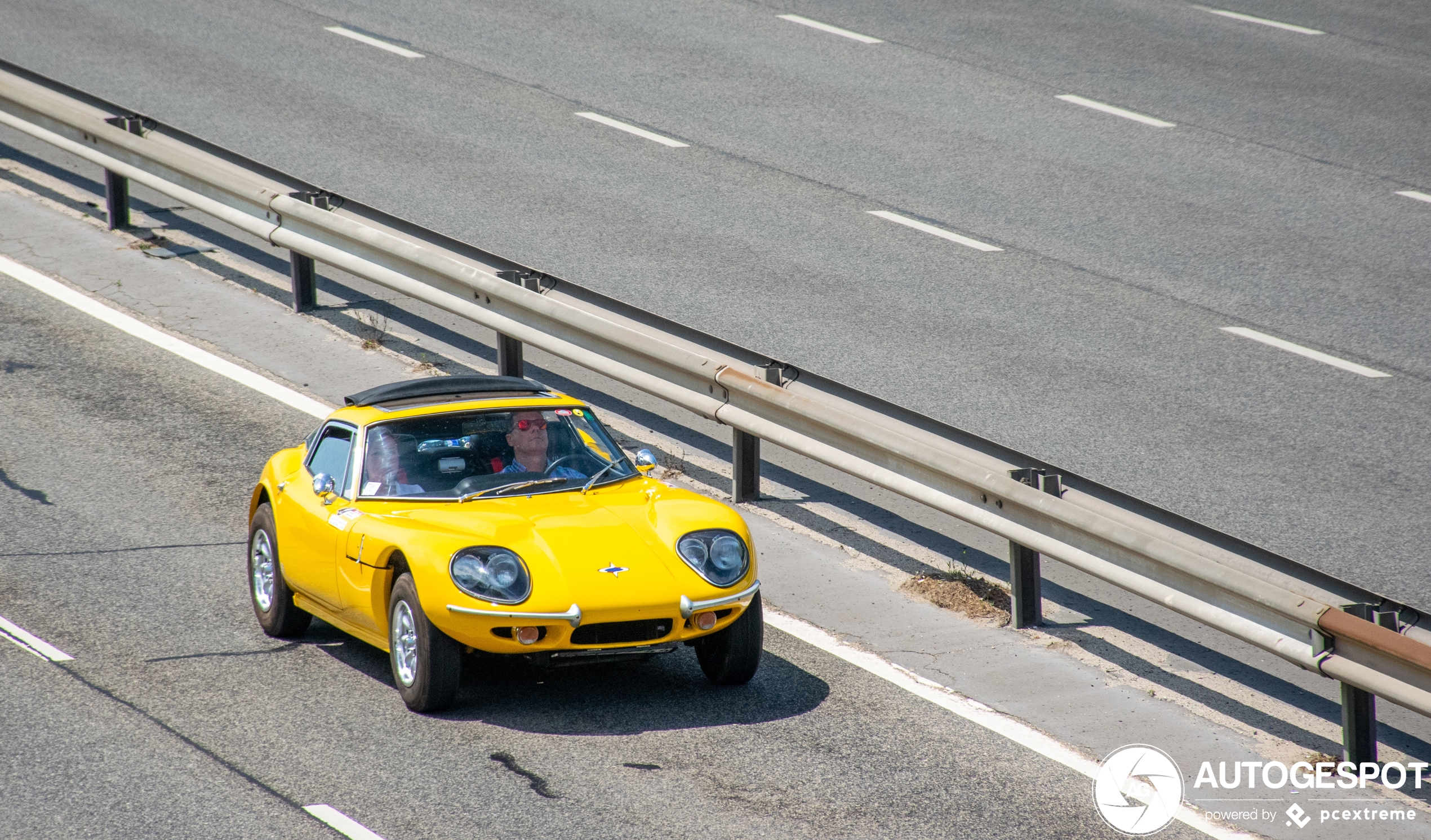 Marcos GT 3-Litre