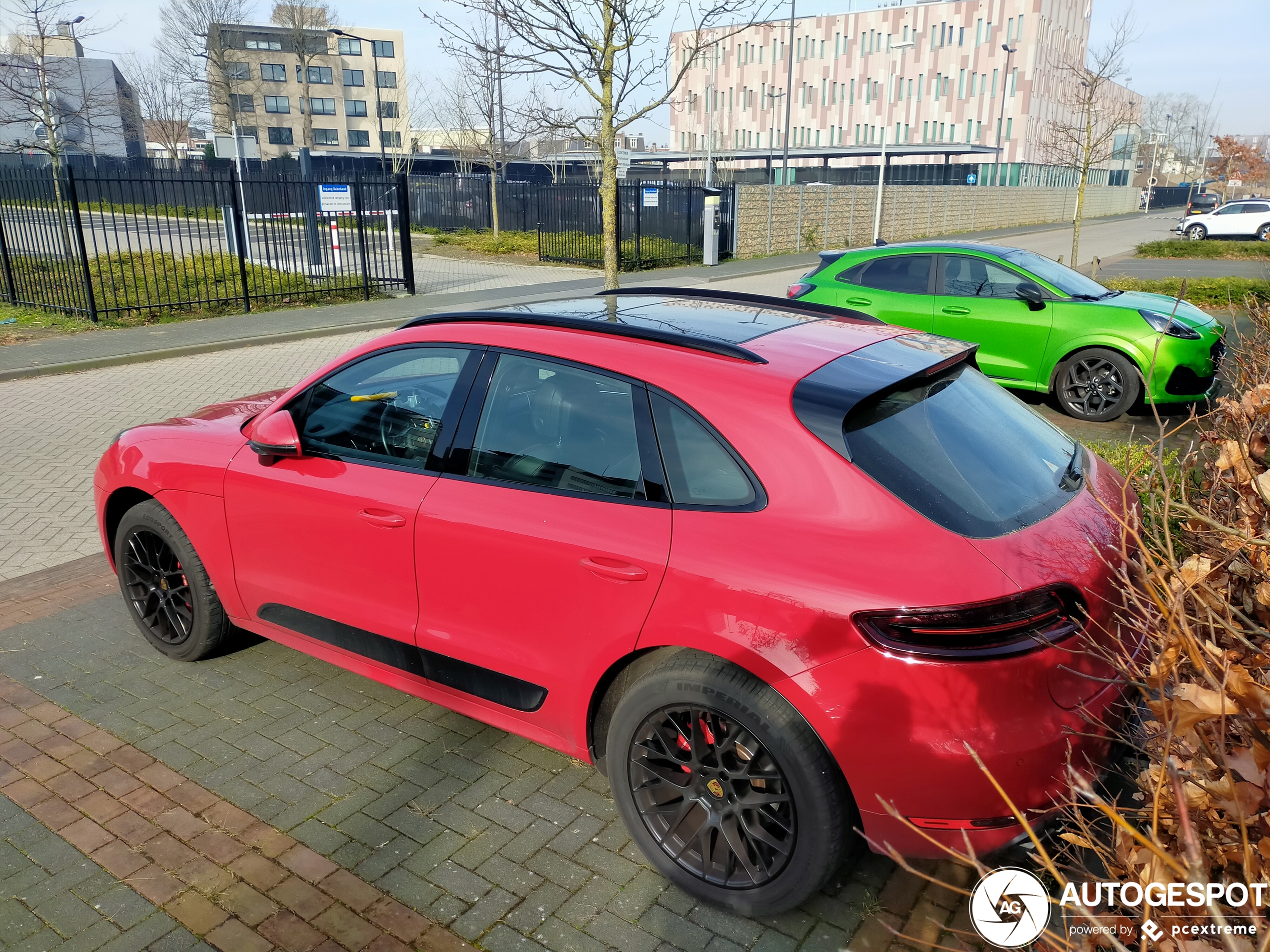 Porsche 95B Macan GTS