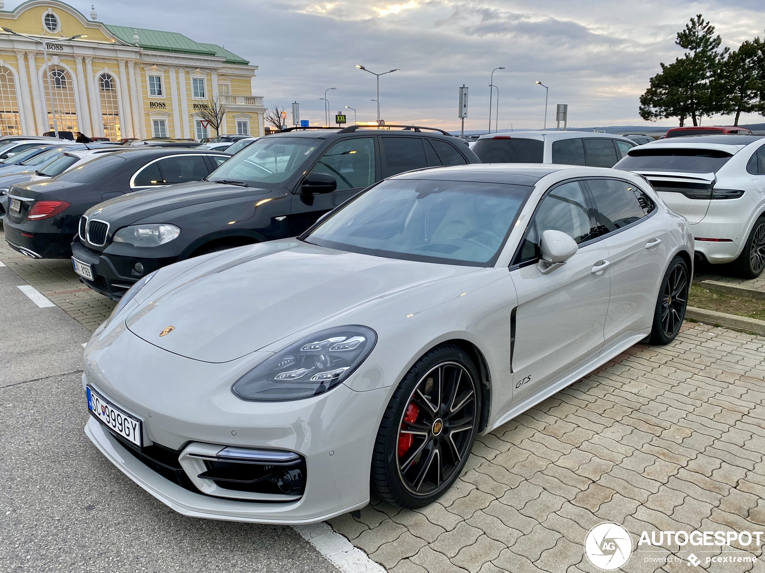 Porsche 971 Panamera GTS Sport Turismo MkII