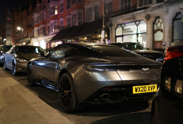 Aston Martin DB11 AMR