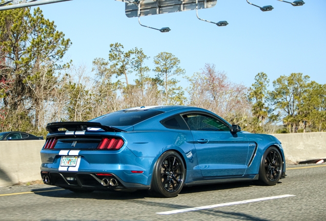 Ford Mustang Shelby GT350 2015