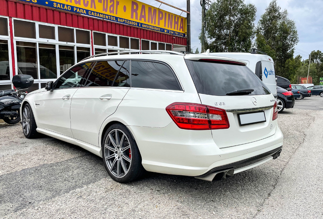 Mercedes-Benz E 63 AMG S212 V8 Biturbo