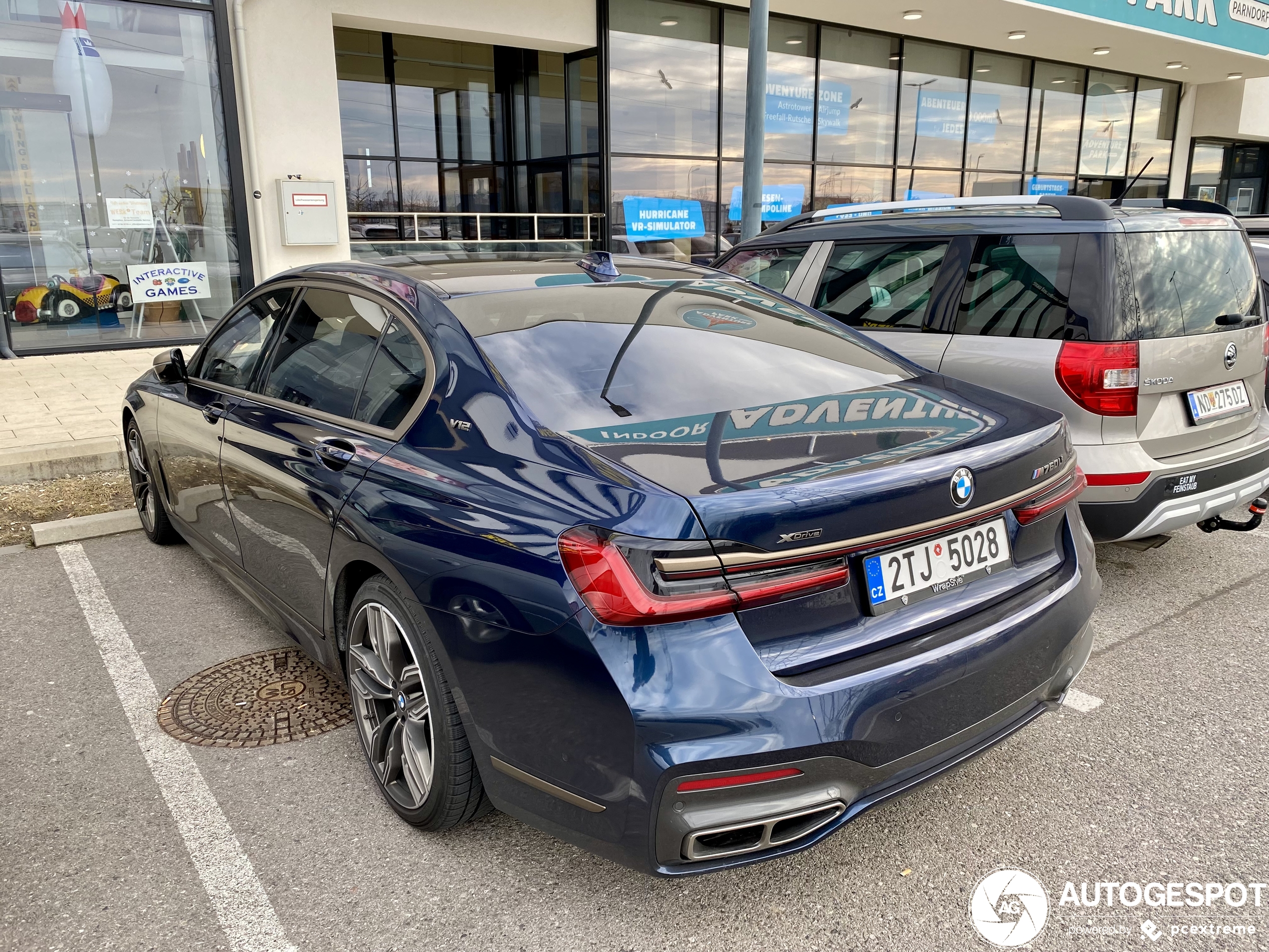 BMW M760Li xDrive 2019