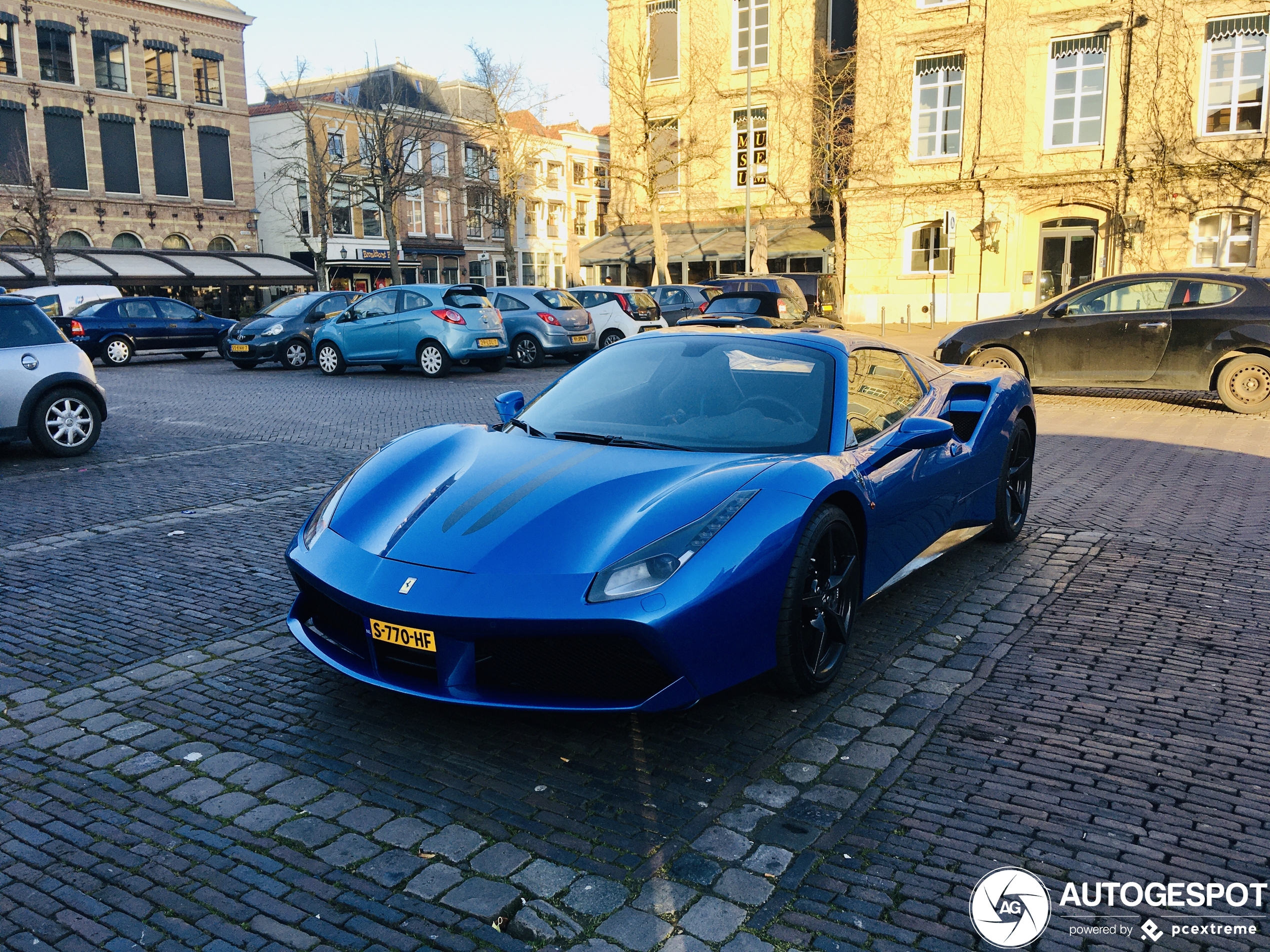 Ferrari 488 Spider