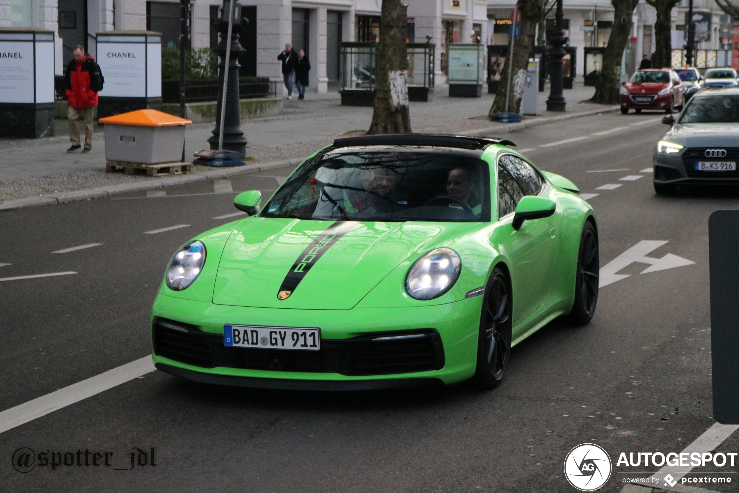 Porsche 992 Carrera S