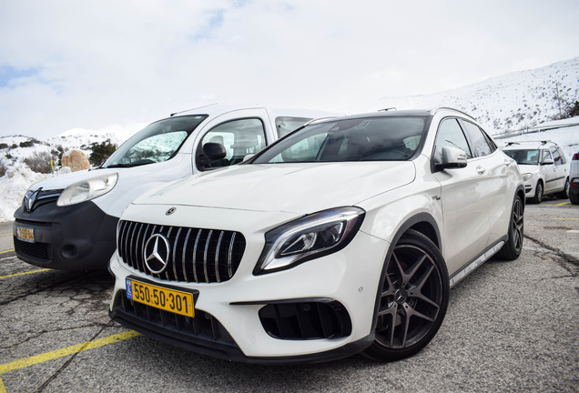 Mercedes-AMG GLA 45 X156 2017