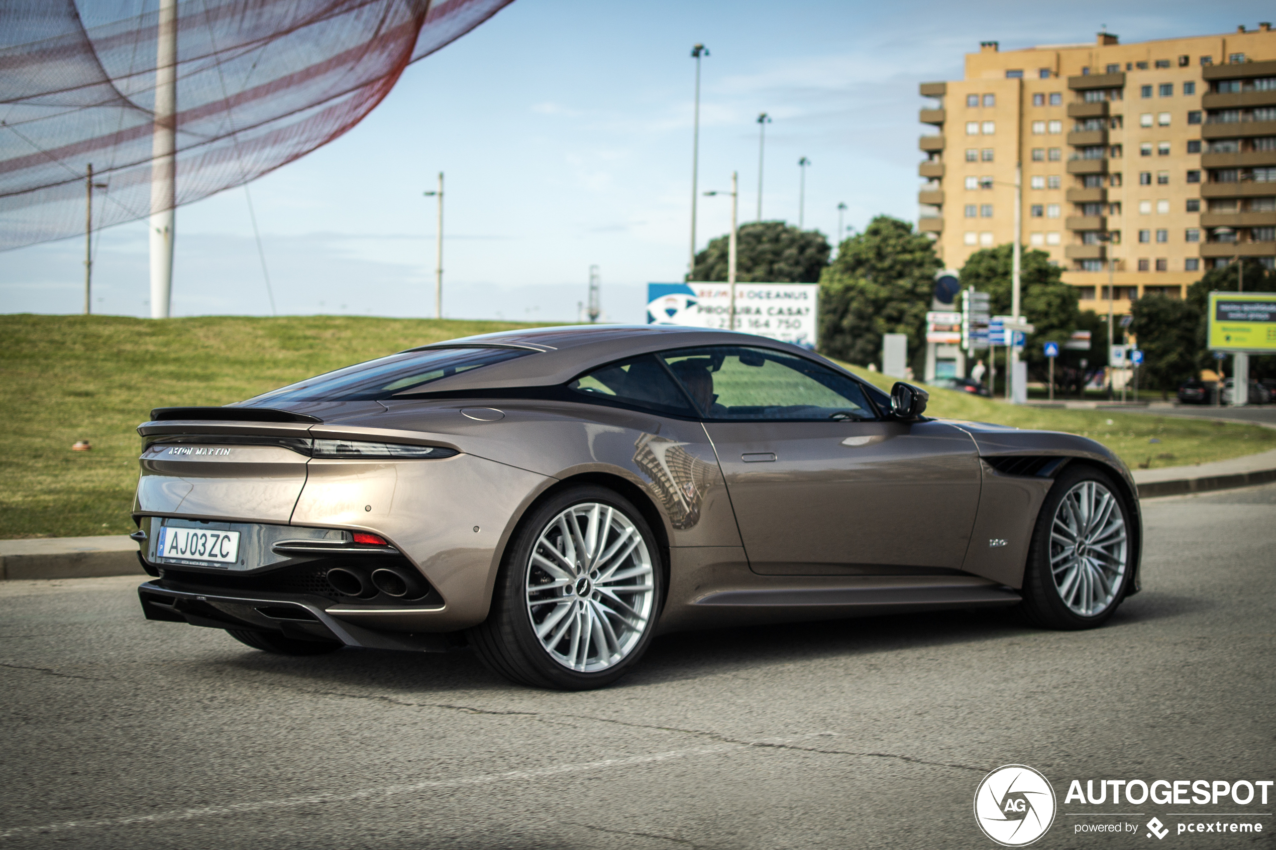 Aston Martin DBS Superleggera