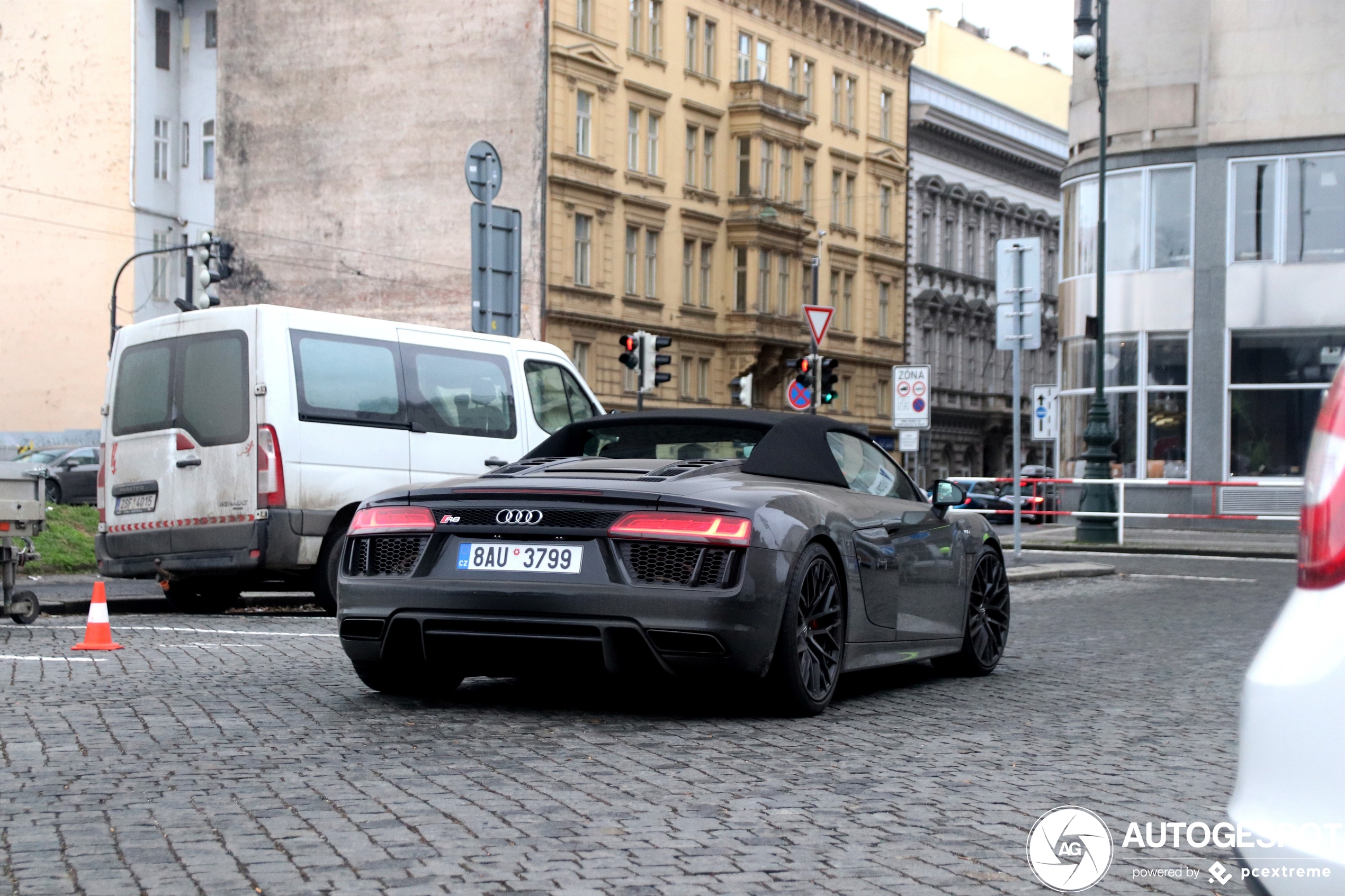 Audi R8 V10 Spyder 2016