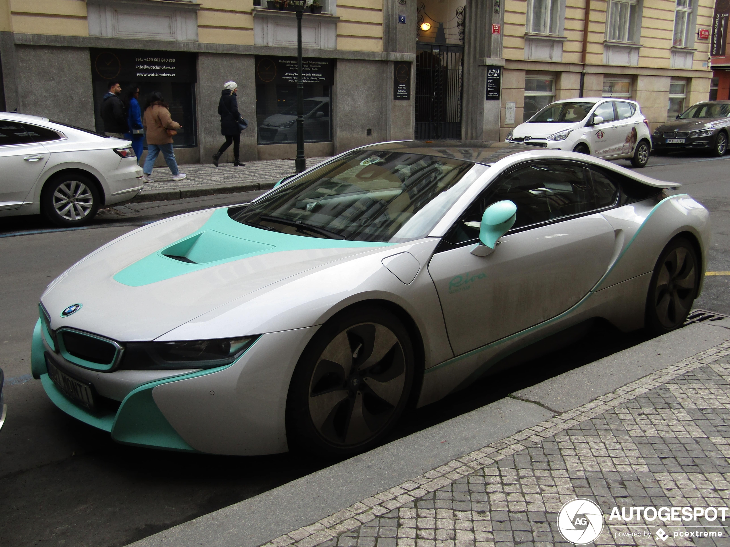 BMW i8