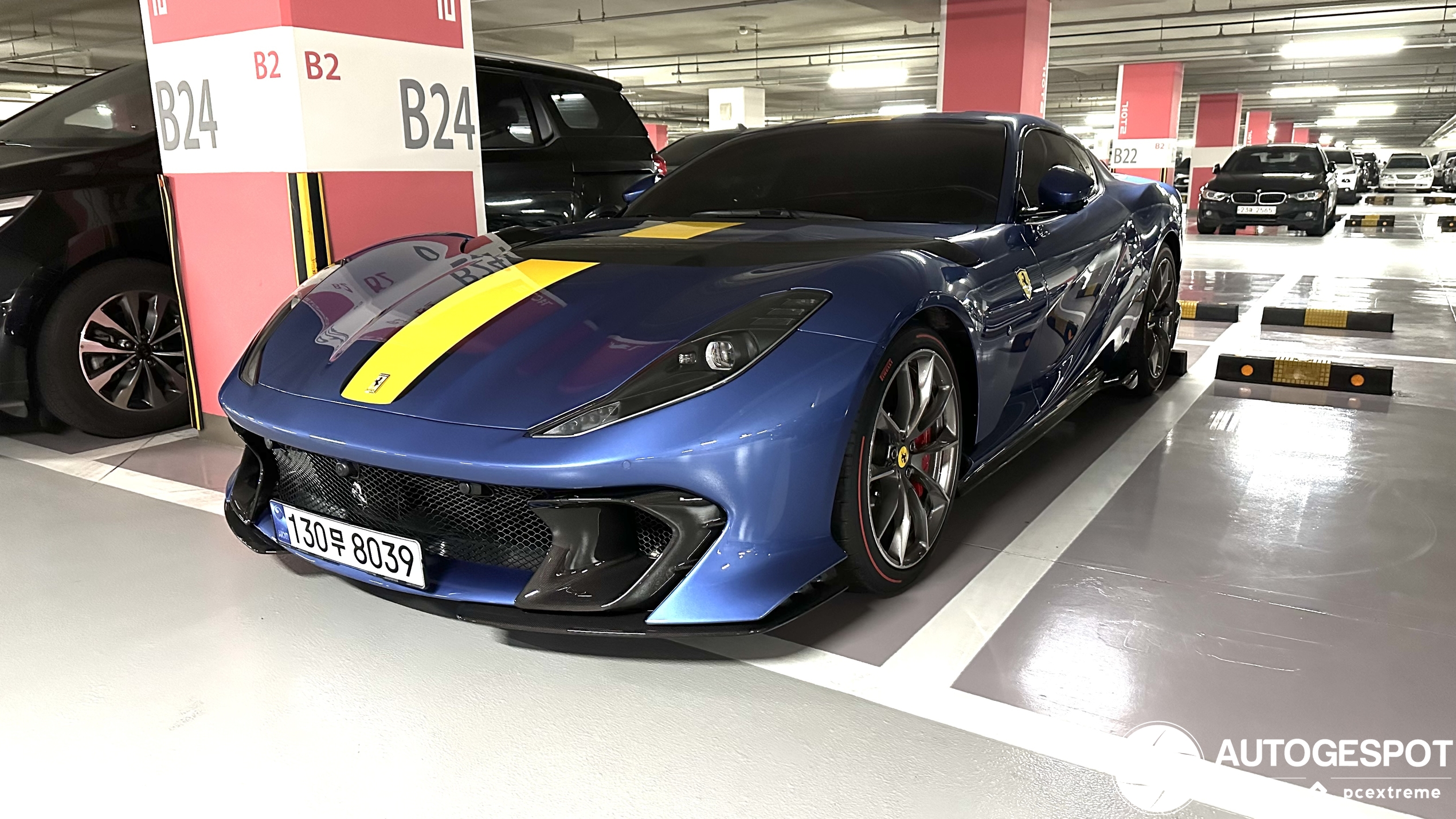 Ferrari 812 Competizione