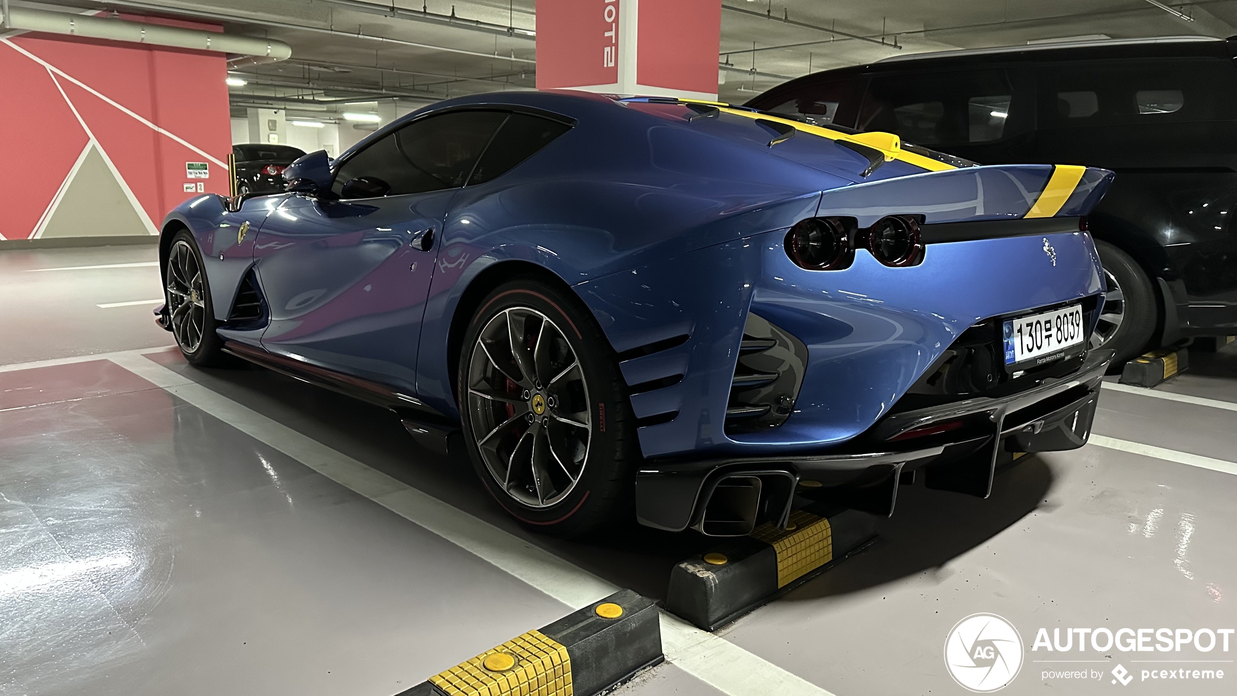 Het gaat hard met de Ferrari 812 Competizione