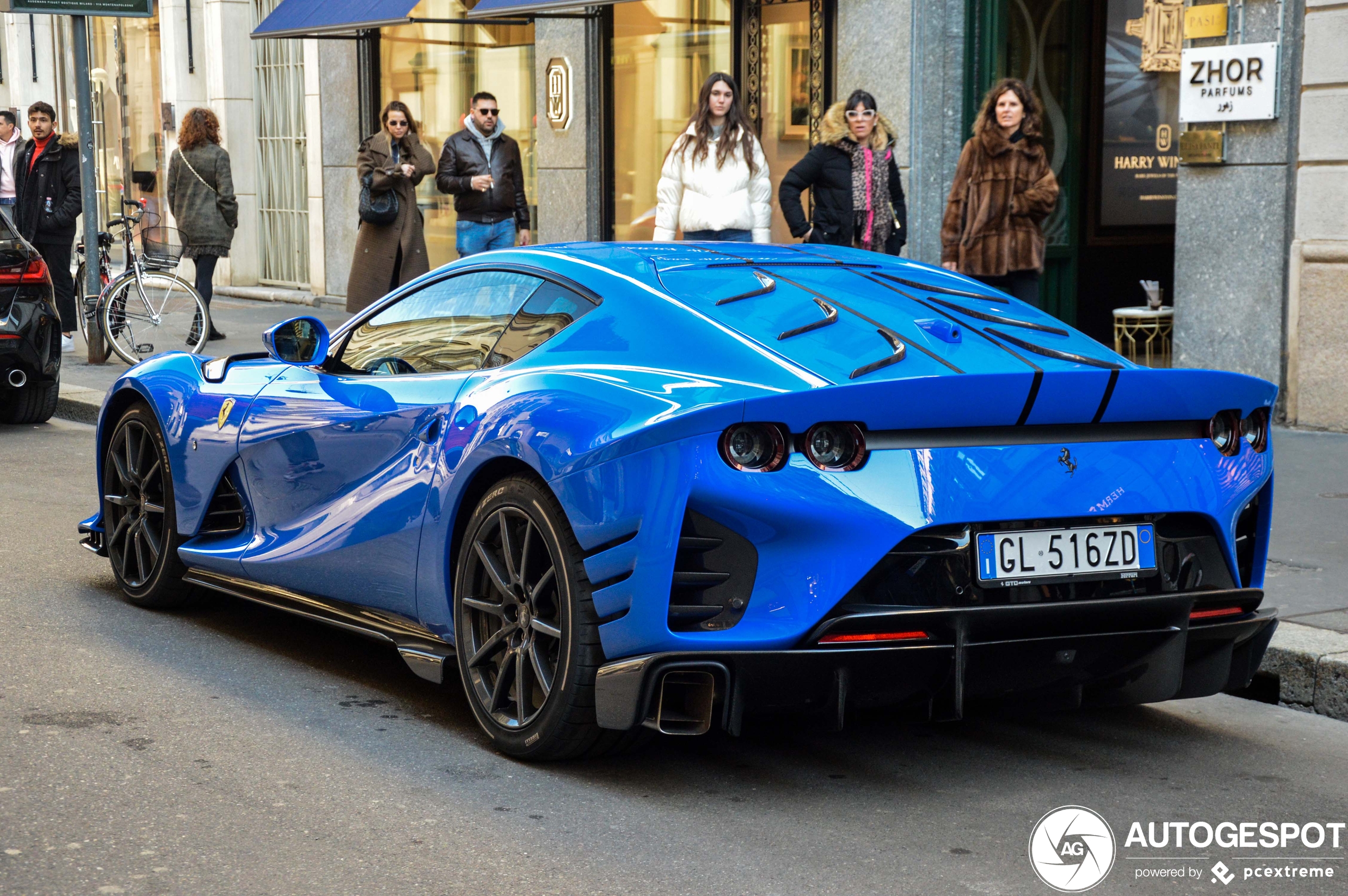 Het gaat hard met de Ferrari 812 Competizione