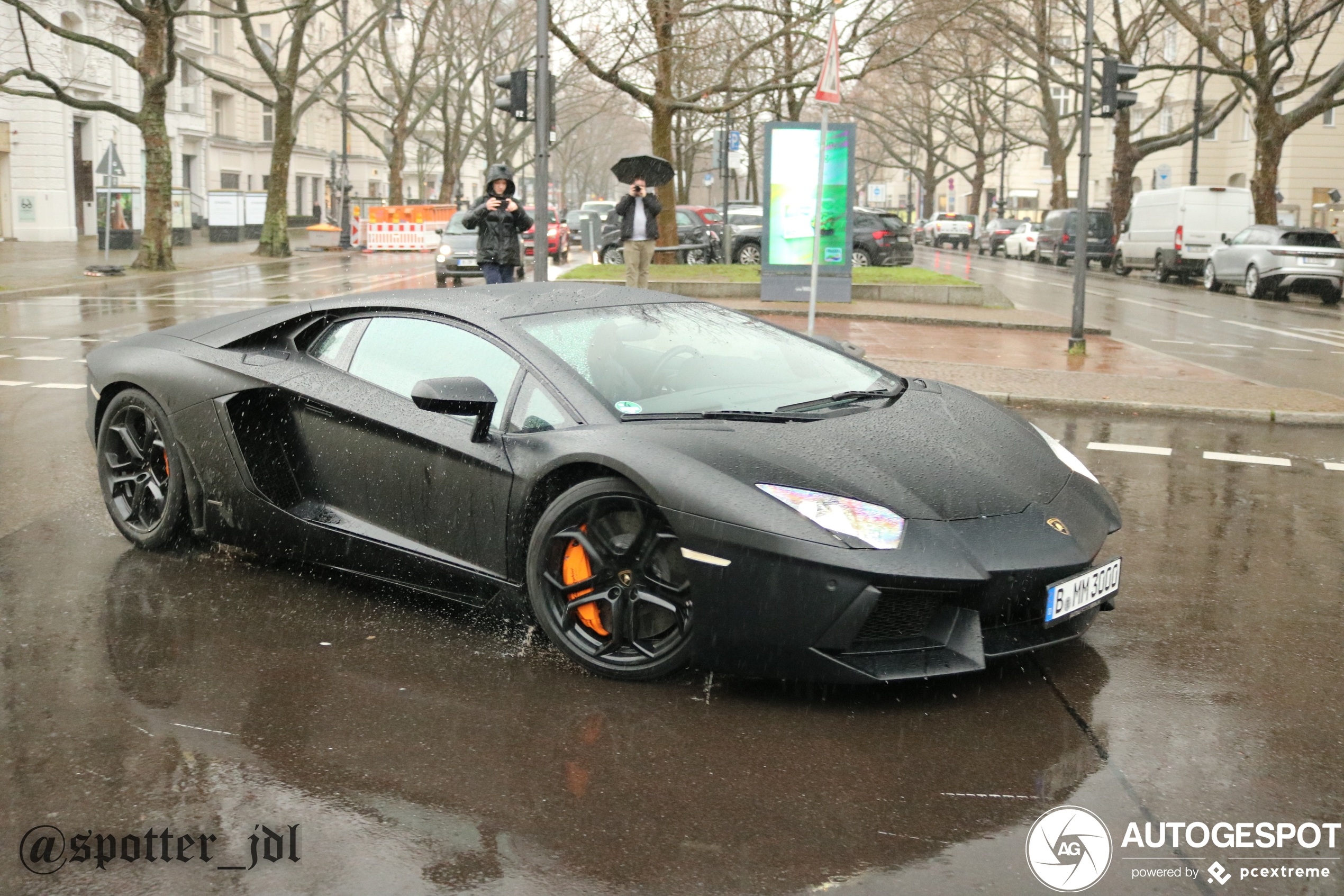 Lamborghini Aventador LP700-4