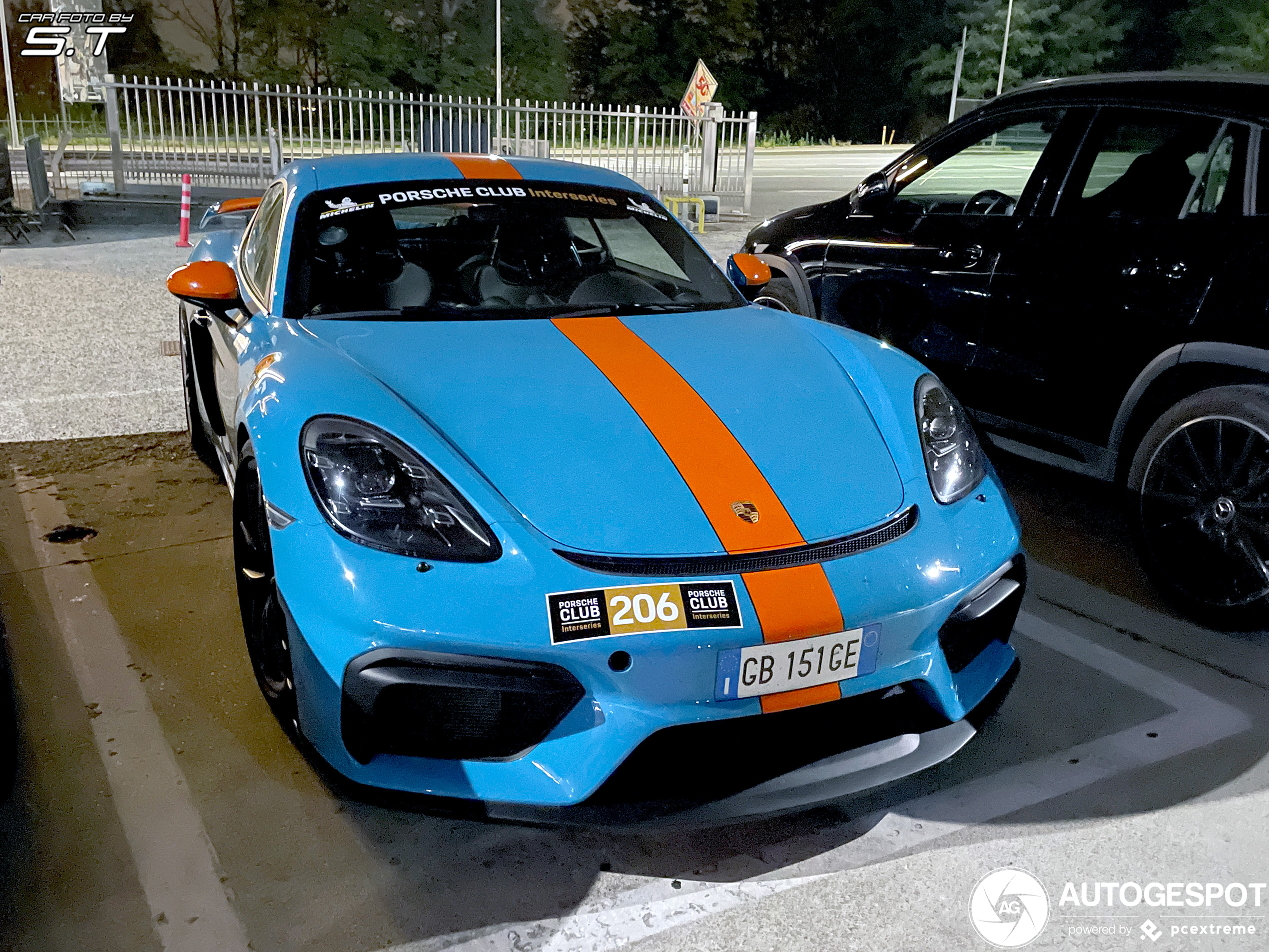 Porsche 718 Cayman GT4