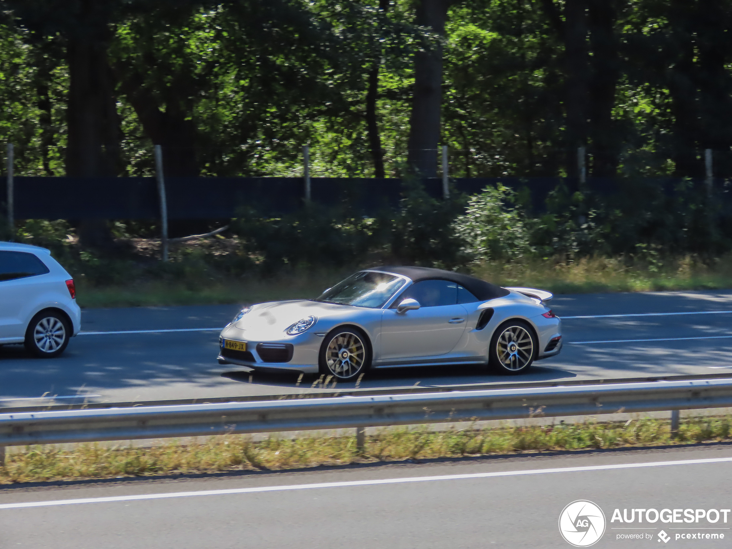 Porsche 991 Turbo S Cabriolet MkII