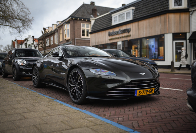 Aston Martin V8 Vantage 2018