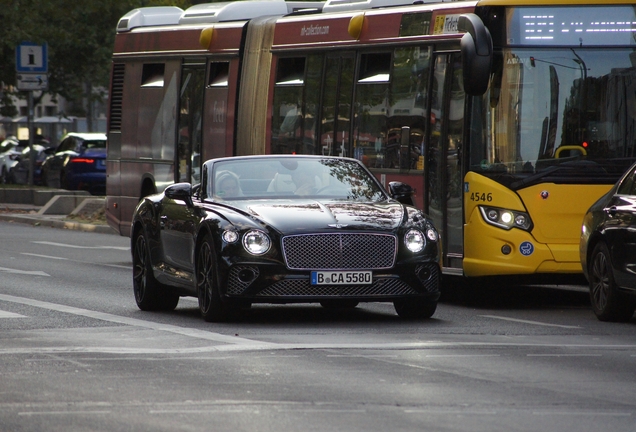 Bentley Continental GTC V8 2020